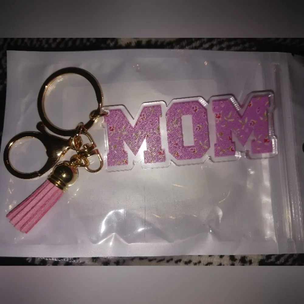 Pink MOM & Tassel Keychain